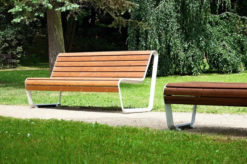 Parkbänk Lakaträsk